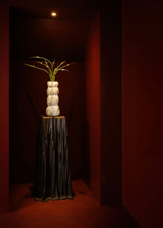 Pedestal_ Monica Curiel .JPG__PID:57fef676-4b10-42fe-923d-b0b604868a11